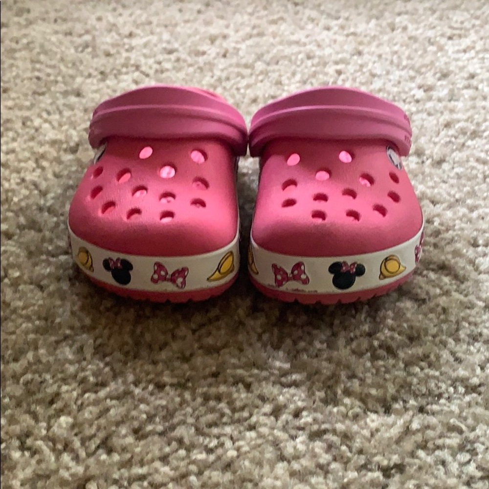 Minnie Mouse Crocs